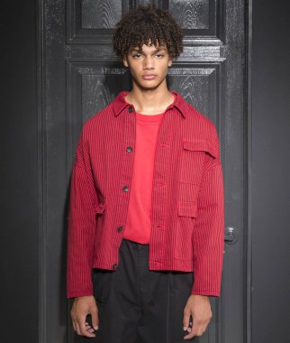 Gustav Von Aschenbach Robert Geller tanıtımı - erkekler bahar tarafından