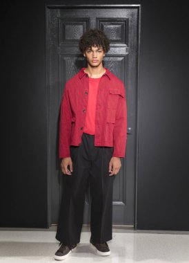 Gustav Von Aschenbach Robert Geller tanıtımı - erkekler bahar tarafından