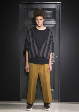 Gustav Von Aschenbach Robert Geller tanıtımı - erkekler bahar tarafından