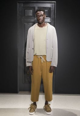 Gustav Von Aschenbach Robert Geller tanıtımı - erkekler bahar tarafından