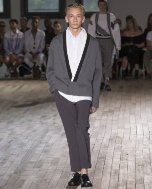 N. Hoolywood - erkekler bahar yaz 2018 Mens Show