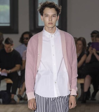 N. Hoolywood - erkekler bahar yaz 2018 Mens Show