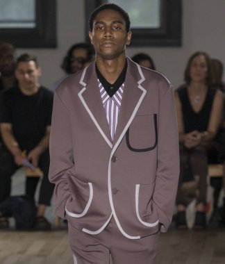 N. Hoolywood - erkekler bahar yaz 2018 Mens Show