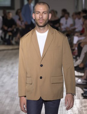 N. Hoolywood - erkekler bahar yaz 2018 Mens Show