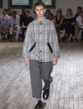 N. Hoolywood - erkekler bahar yaz 2018 Mens Show