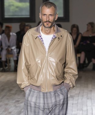 N. Hoolywood - erkekler bahar yaz 2018 Mens Show