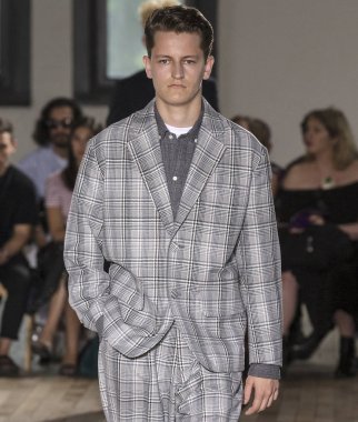 N. Hoolywood - erkekler bahar yaz 2018 Mens Show