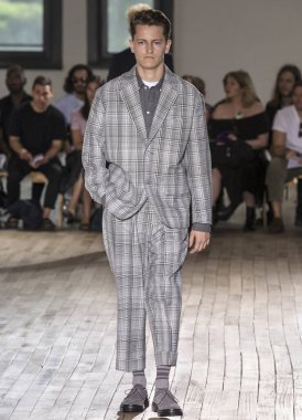 N. Hoolywood - erkekler bahar yaz 2018 Mens Show