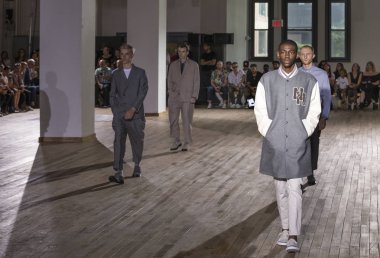 N. Hoolywood - erkekler bahar yaz 2018 Mens Show