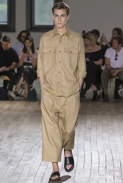 N. Hoolywood - erkekler bahar yaz 2018 Mens Show