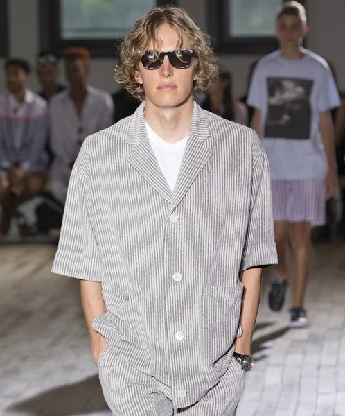 N. Hoolywood - erkekler bahar yaz 2018 Mens Show