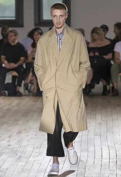 N. Hoolywood - erkekler bahar yaz 2018 Mens Show