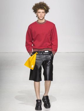 Patrik Ervell - erkekler bahar yaz 2018 Mens Show