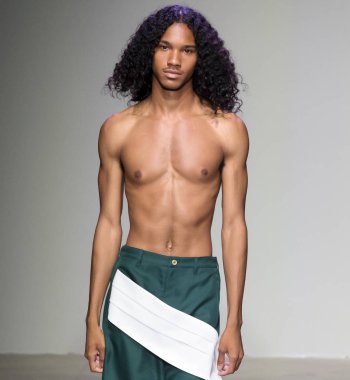 N-P-Elliott - erkekler bahar yaz 2018 Mens Show