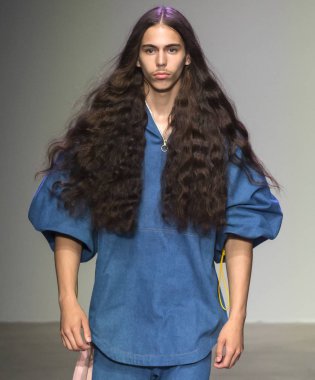 N-P-Elliott - erkekler bahar yaz 2018 Mens Show