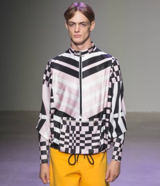 N-P-Elliott - erkekler bahar yaz 2018 Mens Show