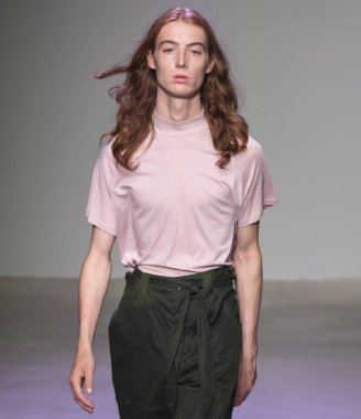 N-P-Elliott - erkekler bahar yaz 2018 Mens Show