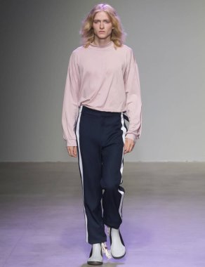 N-P-Elliott - erkekler bahar yaz 2018 Mens Show