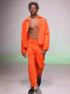 Ev sahibi - erkekler bahar yaz 2018 Mens Show