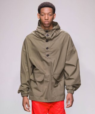 Ev sahibi - erkekler bahar yaz 2018 Mens Show