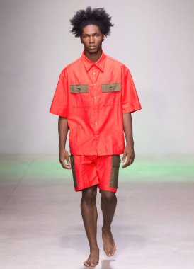 Ev sahibi - erkekler bahar yaz 2018 Mens Show