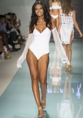 Hafta, ABD Lybethras, pist, Miami yüzmek