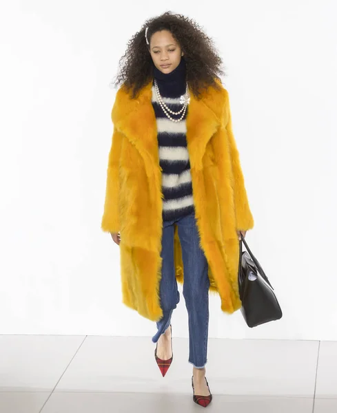 Show de Michael Kors - Otoño Invierno 2018, Semana de la Moda de Nueva York — Foto de Stock