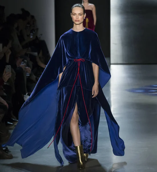 Prabal Gurung Show - Outono de Inverno 2018, New York Fashion Week — Fotografia de Stock