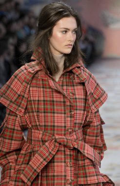 Zimmermann show - sonbahar kış 2018, New York Moda Haftası