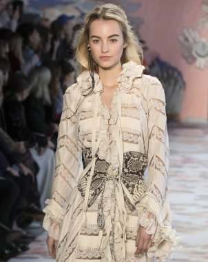 Zimmermann show - sonbahar kış 2018, New York Moda Haftası