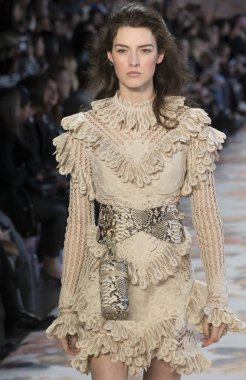 Zimmermann show - sonbahar kış 2018, New York Moda Haftası