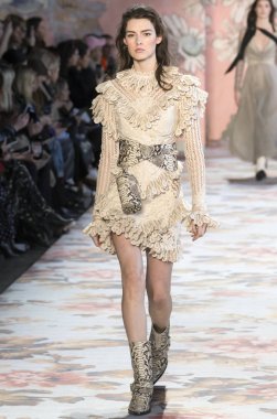 Zimmermann show - sonbahar kış 2018, New York Moda Haftası