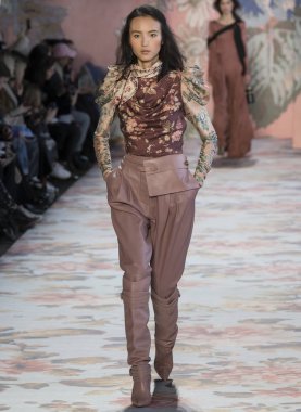 Zimmermann show - sonbahar kış 2018, New York Moda Haftası