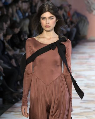 Zimmermann show - sonbahar kış 2018, New York Moda Haftası