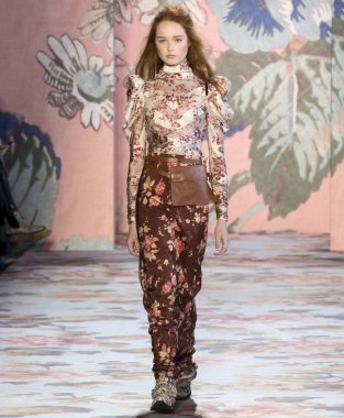 Zimmermann show - sonbahar kış 2018, New York Moda Haftası