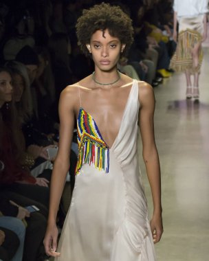 Esteban Cortazar show - sonbahar kış 2018, New York Moda Haftası