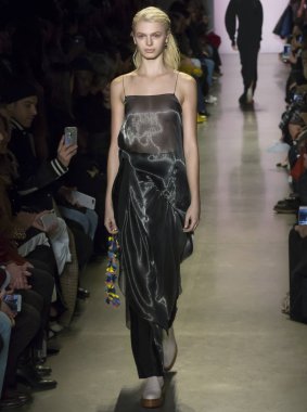 Esteban Cortazar show - sonbahar kış 2018, New York Moda Haftası