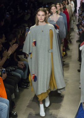 Esteban Cortazar show - sonbahar kış 2018, New York Moda Haftası