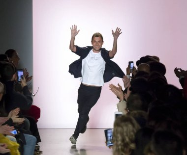 Esteban Cortazar show - sonbahar kış 2018, New York Moda Haftası