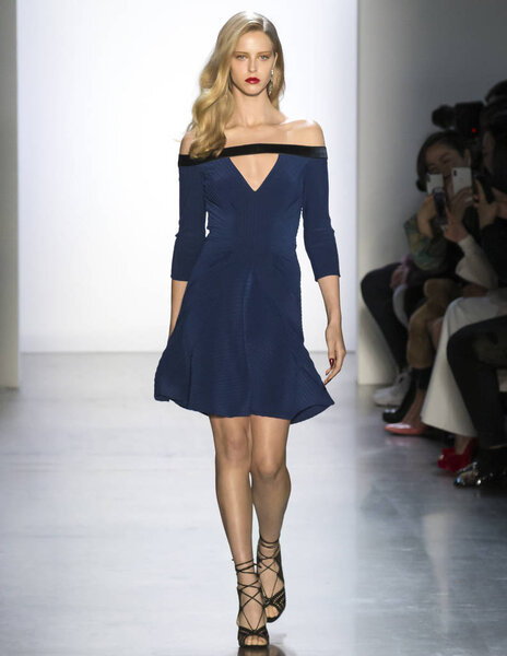 Tadashi Shoji show - Fall Winter 2018, New York Fashion Week