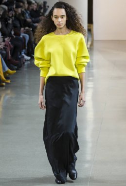 Öğlene kadar Noor show - sonbahar kış 2018, New York Moda Haftası