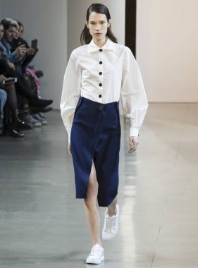 Öğlene kadar Noor show - sonbahar kış 2018, New York Moda Haftası