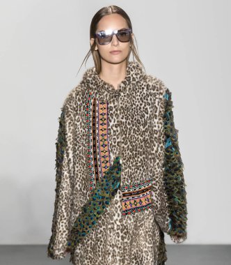 Custo Barcelona show - sonbahar kış 2018, New York Moda Haftası