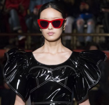 Christian Siriano show - sonbahar kış 2018, New York Moda Haftası