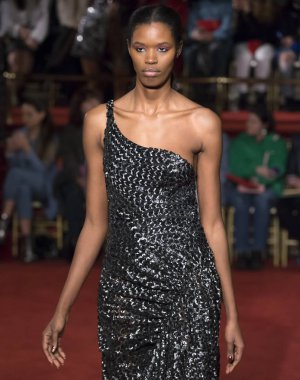 Christian Siriano show - sonbahar kış 2018, New York Moda Haftası