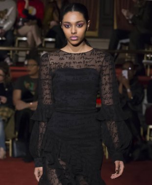 Christian Siriano show - sonbahar kış 2018, New York Moda Haftası