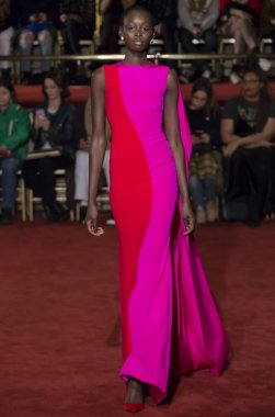 Christian Siriano show - sonbahar kış 2018, New York Moda Haftası