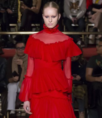 Christian Siriano show - sonbahar kış 2018, New York Moda Haftası