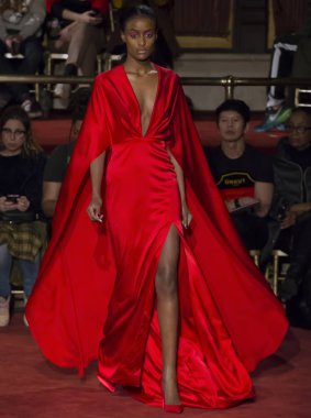 Christian Siriano show - sonbahar kış 2018, New York Moda Haftası