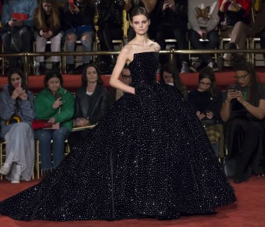 Christian Siriano show - sonbahar kış 2018, New York Moda Haftası